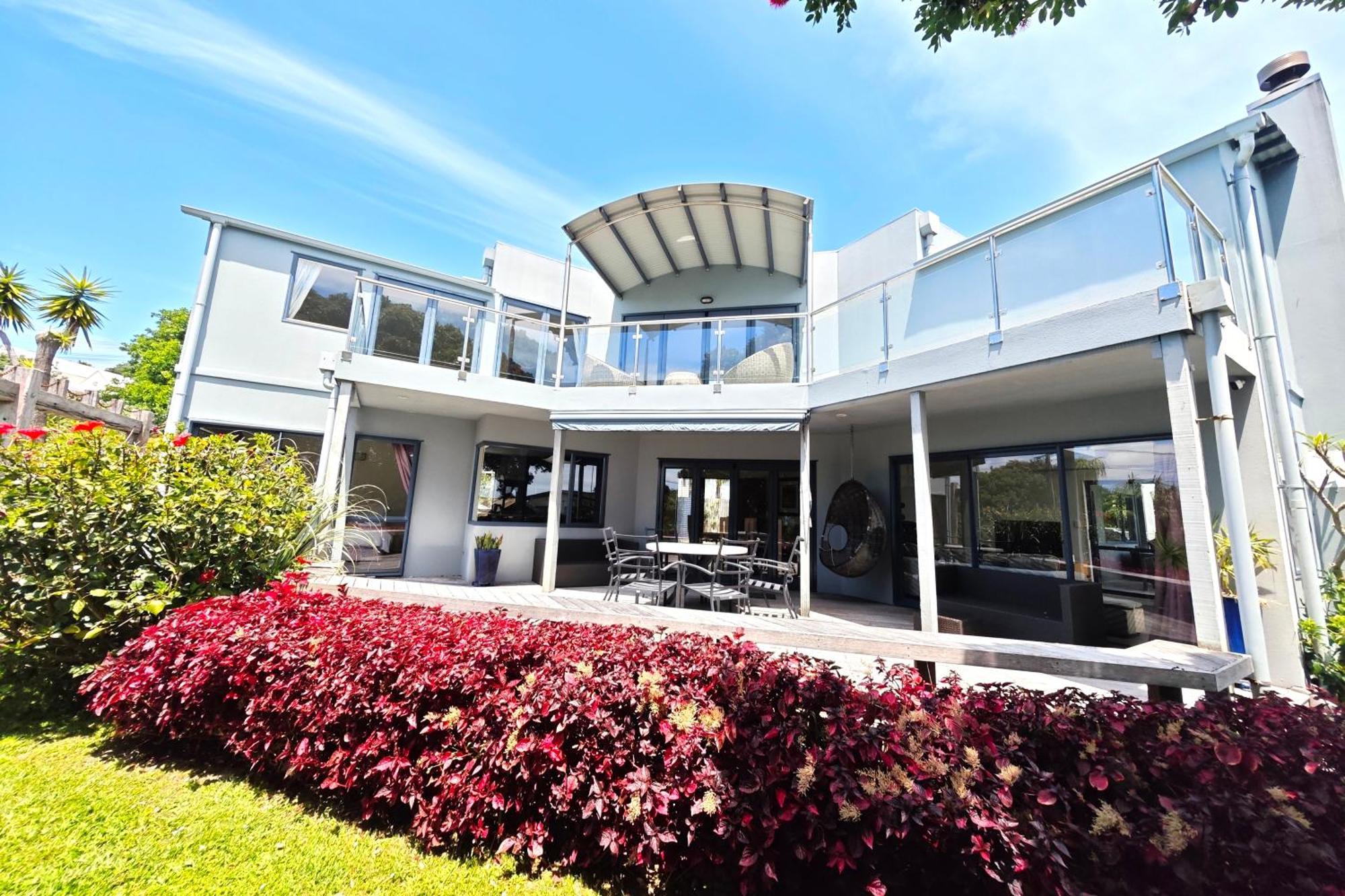 Casa On Tawa, Oneroa Villa Exterior photo